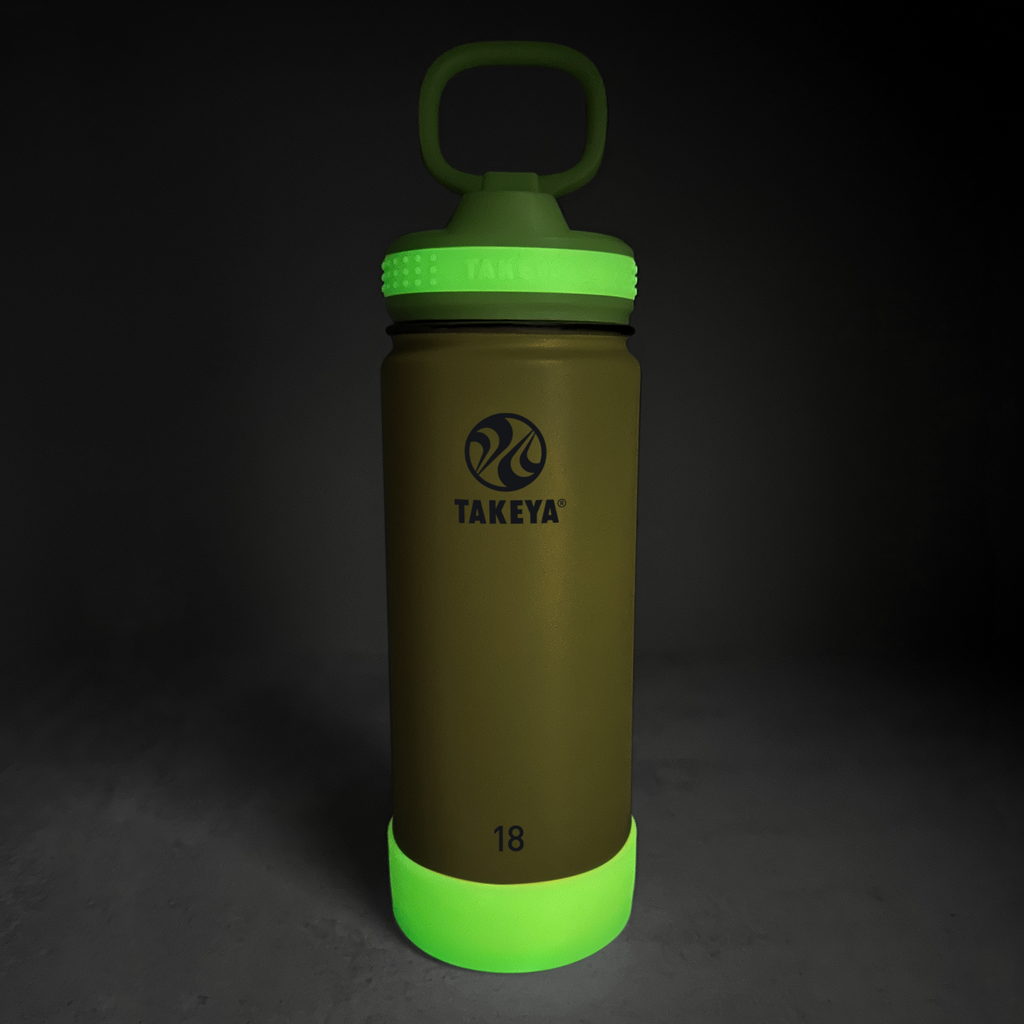 actives-kids-glow-in-the-dark-water-bottle-with-straw-lid-f6 51075-Actives-Kids-Straw-18-GID-LightningGreen-dark-V2.png